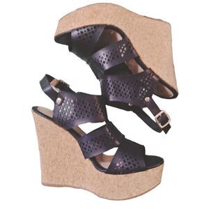 Kayleen by Los Angeles Wedges Black Size 8